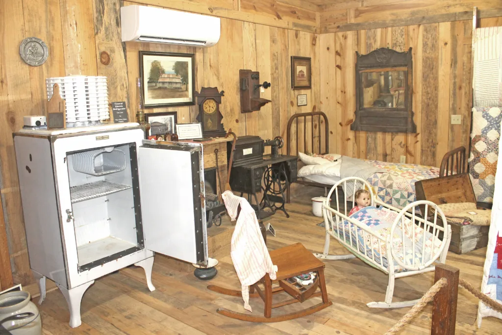 Early homestead life in Chickasaw County